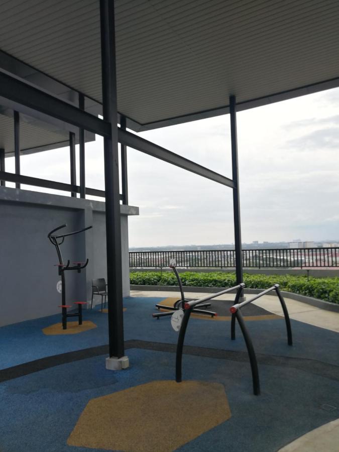 Bsp21 Apartment Jenjarum Luaran gambar