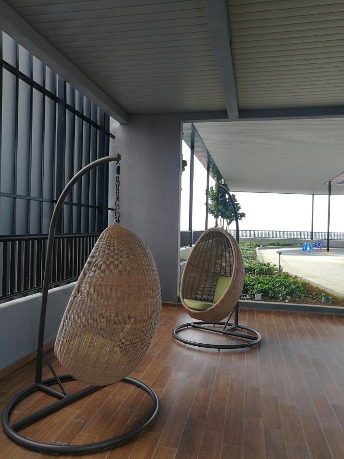 Bsp21 Apartment Jenjarum Luaran gambar