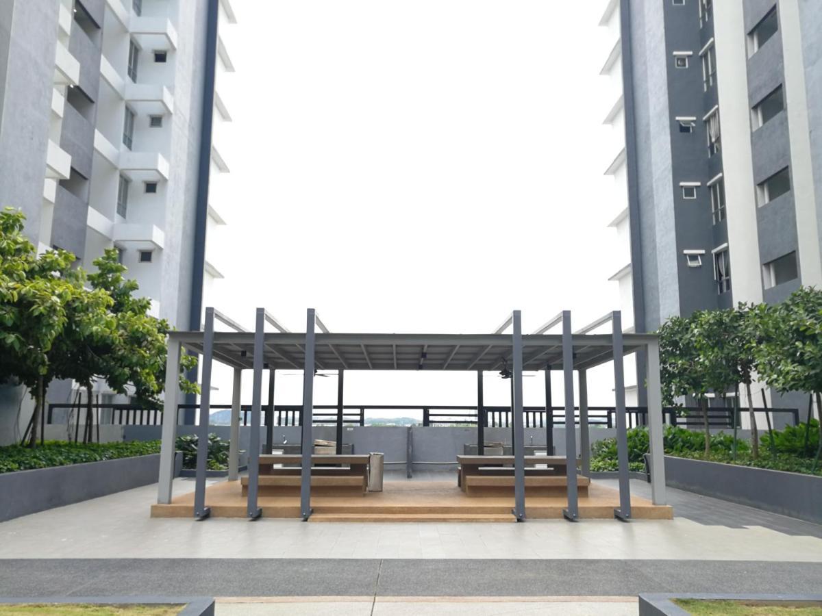 Bsp21 Apartment Jenjarum Luaran gambar
