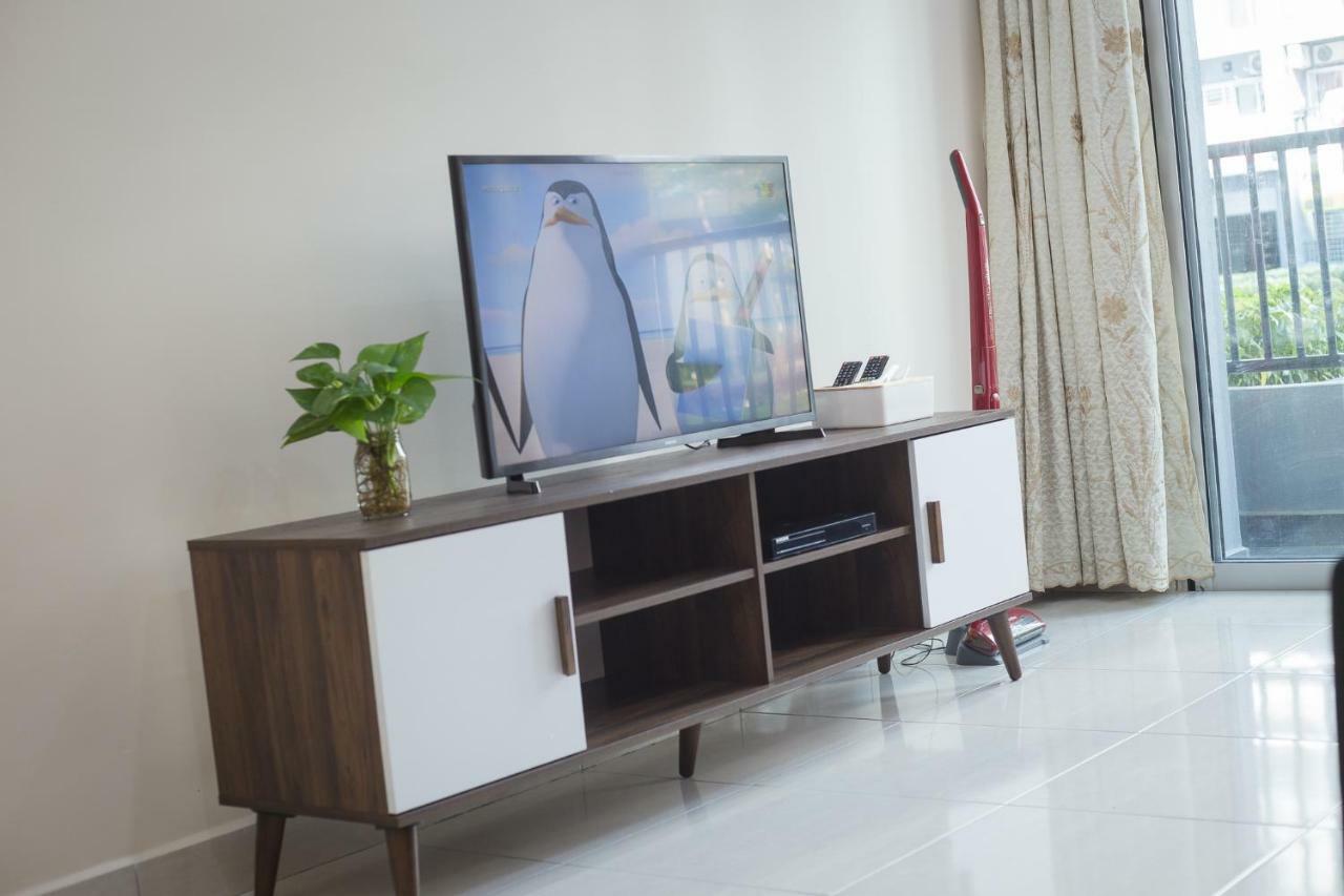 Bsp21 Apartment Jenjarum Luaran gambar