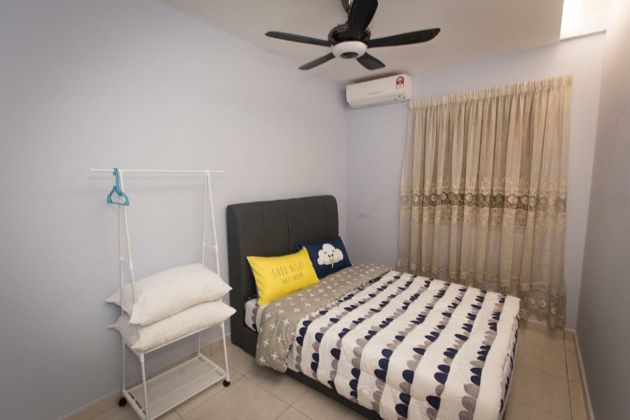 Bsp21 Apartment Jenjarum Luaran gambar