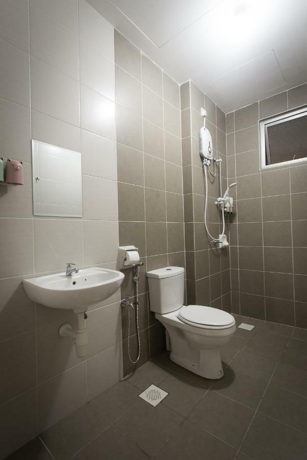 Bsp21 Apartment Jenjarum Luaran gambar
