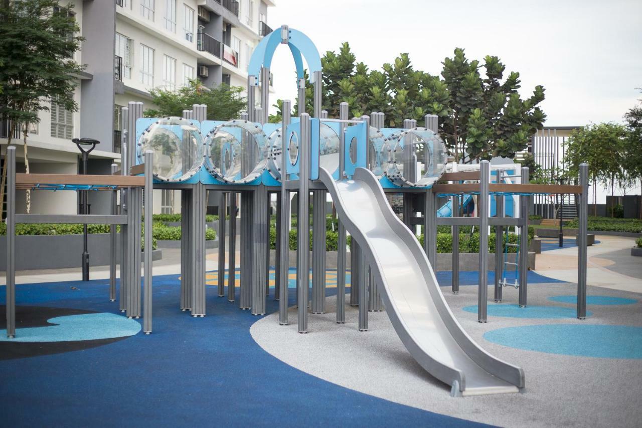Bsp21 Apartment Jenjarum Luaran gambar