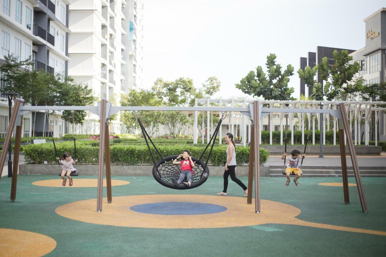 Bsp21 Apartment Jenjarum Luaran gambar